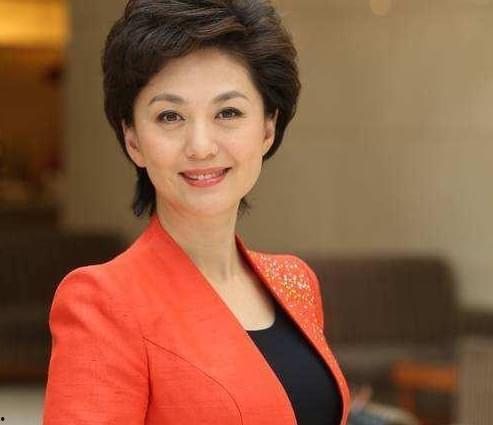 海霞有没有成明星,从平凡走向明星的蜕变之路