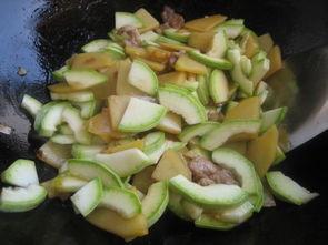 湿疹吃角瓜,角瓜食疗助你恢复肌肤健康